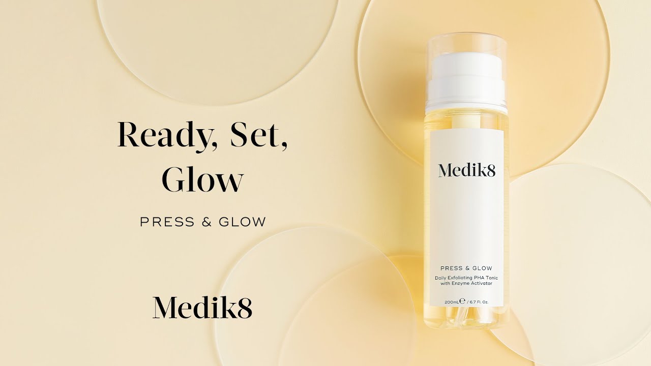 Medik8 Press & Glow Ежедневный отшелушивающий тоник