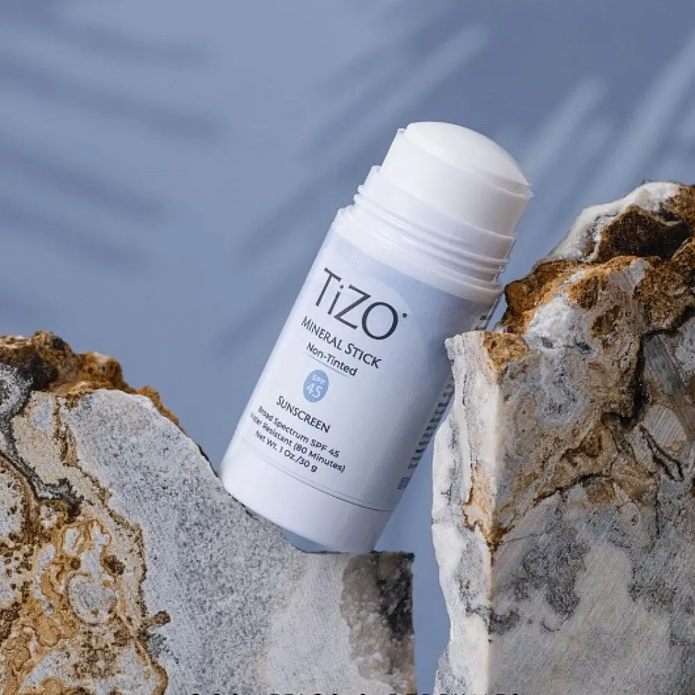 TiZO Mineral Stick Non-Tinted SPF 45 Минеральный солнцезащитный стик без оттенка view 3