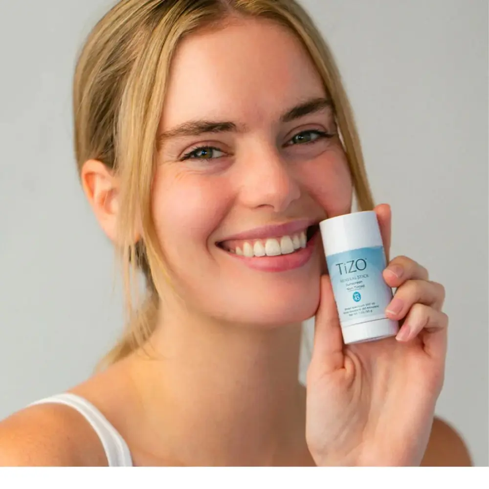 TiZO Mineral Stick Non-Tinted SPF 45 Минеральный солнцезащитный стик без оттенка view 6