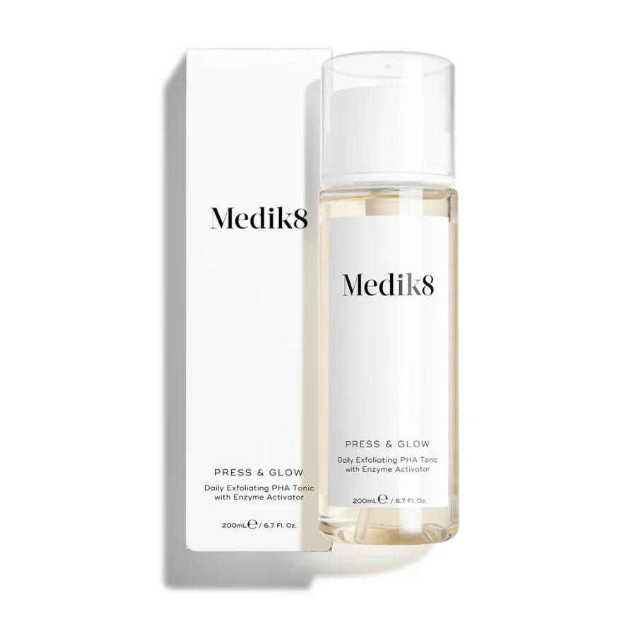 Medik8 Press & Glow Ежедневный отшелушивающий тоник